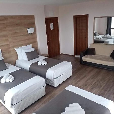 Hotel Vanilla, Varna - Free Parking Dış mekan fotoğraf