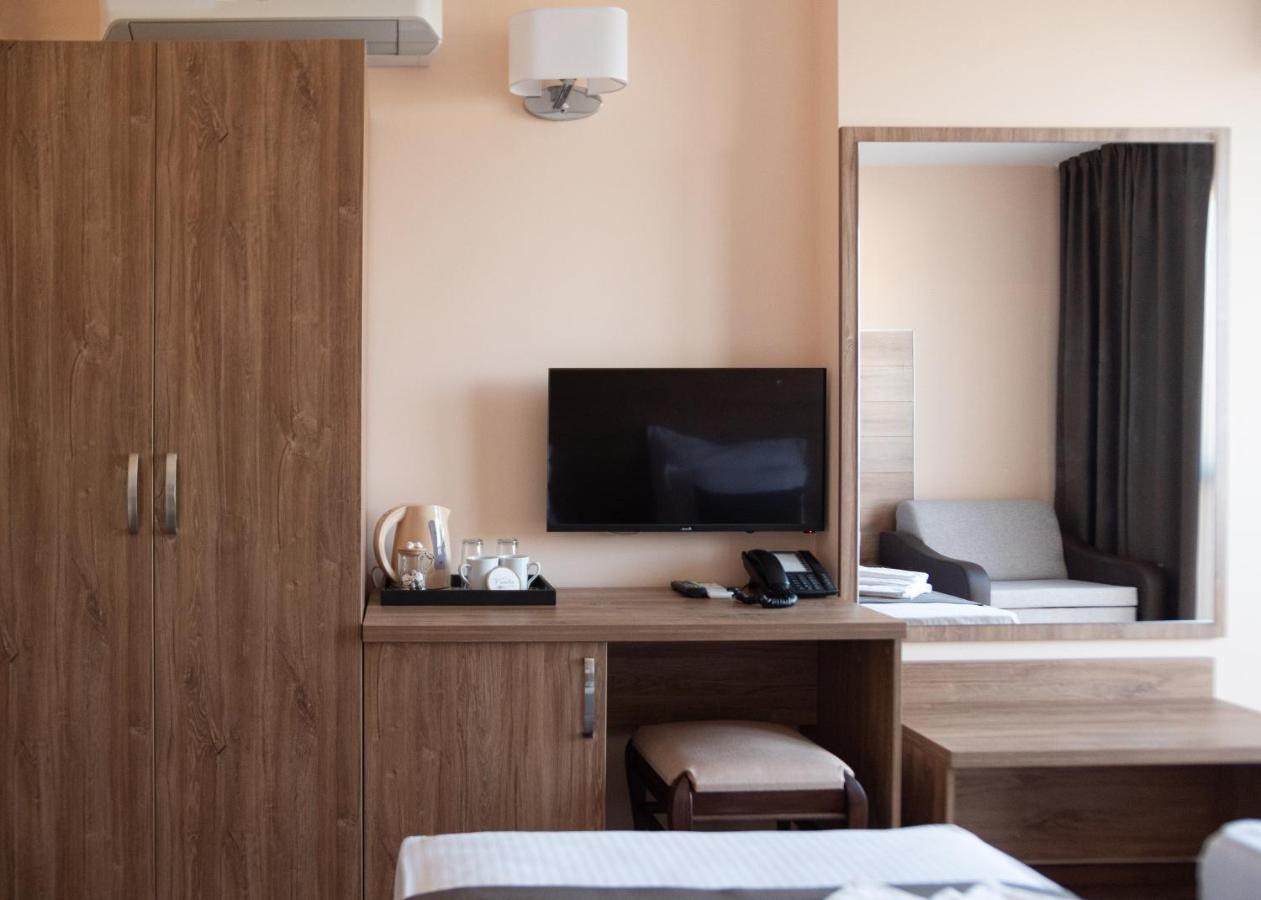 Hotel Vanilla, Varna - Free Parking Dış mekan fotoğraf
