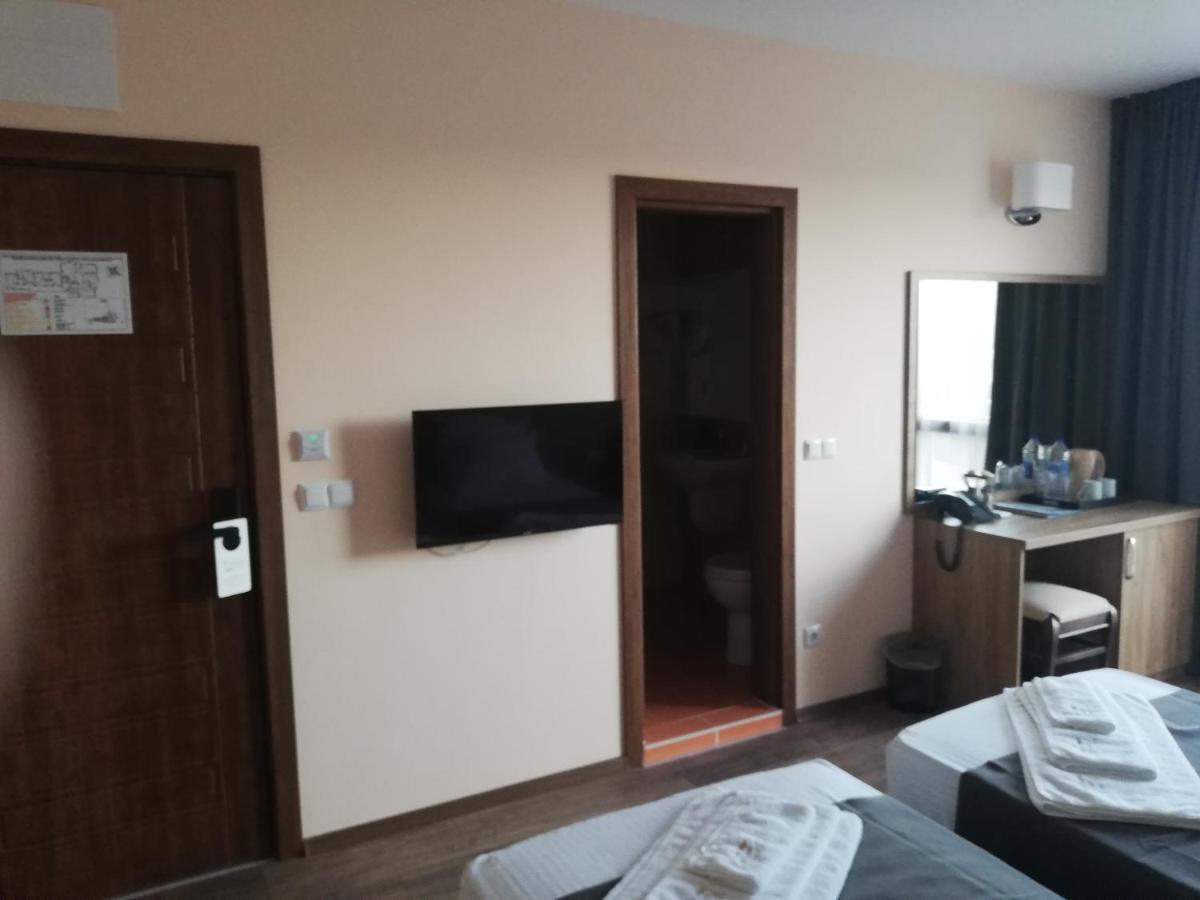 Hotel Vanilla, Varna - Free Parking Dış mekan fotoğraf