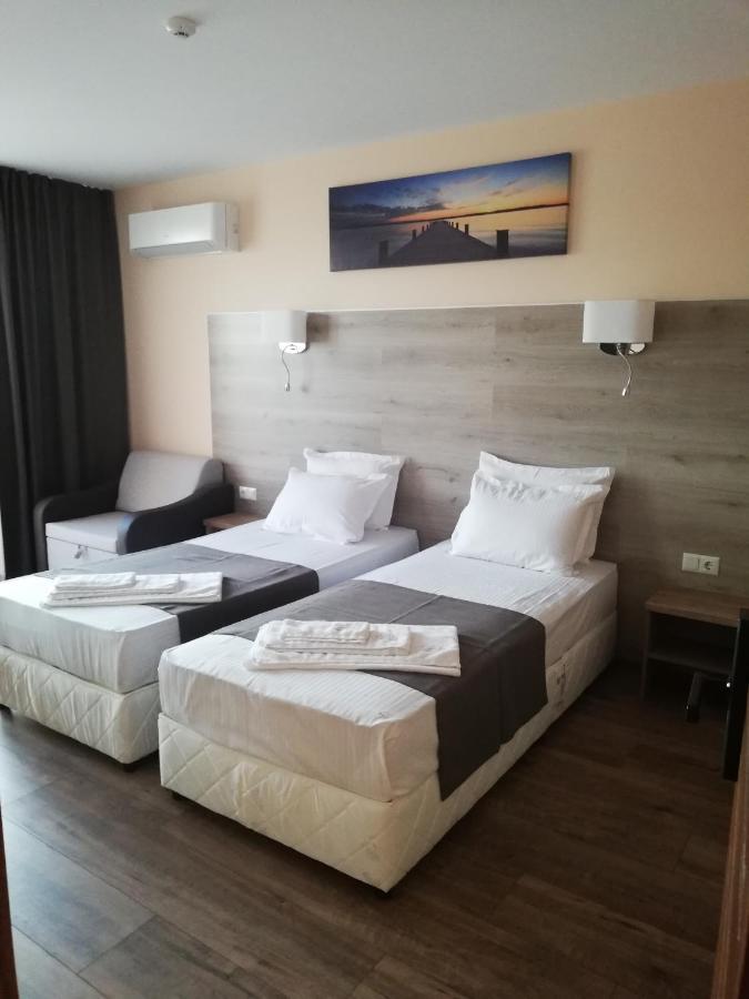 Hotel Vanilla, Varna - Free Parking Dış mekan fotoğraf