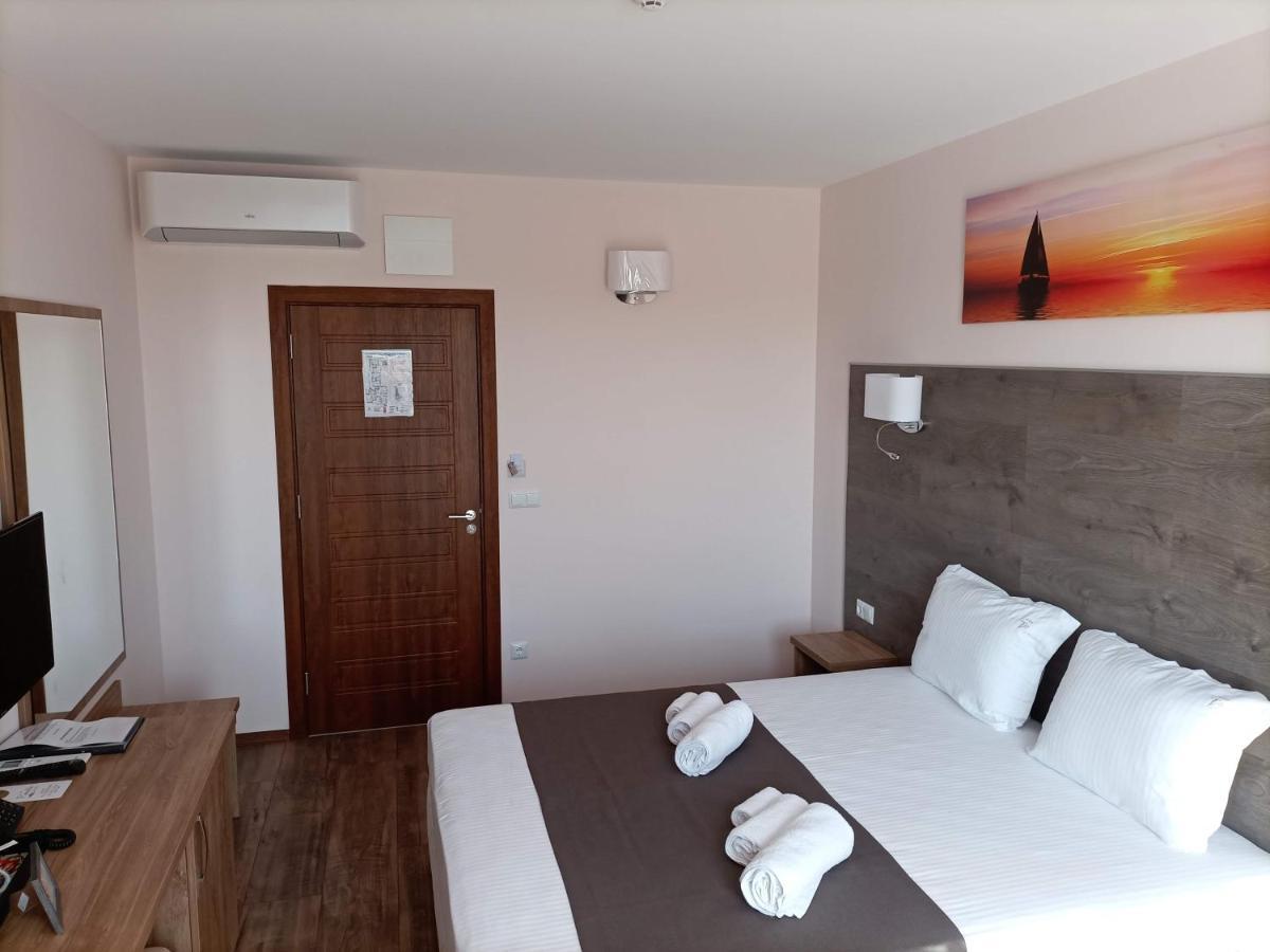 Hotel Vanilla, Varna - Free Parking Dış mekan fotoğraf